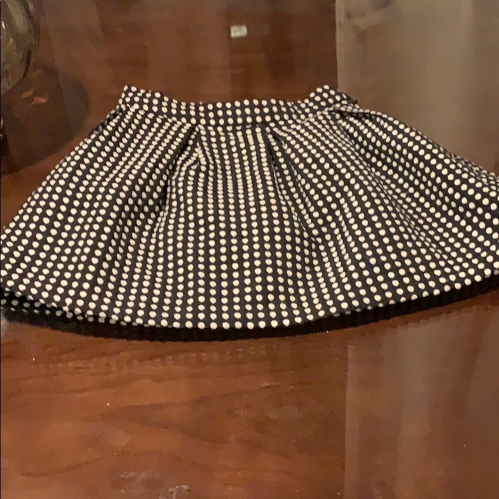 Forever 21 black and white